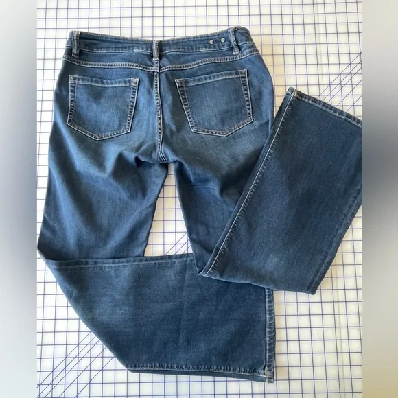 CAbi Women's Bootcut Leg Blue Jeans - Picture 2 of 16